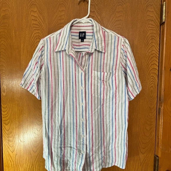 GAP Women’s Casual Striped Button Down Shirt - Red, Blue, White - Picture 1 of 5